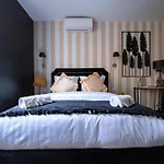 Monsieur Montmartre - Moulin Rouge Apartamento *