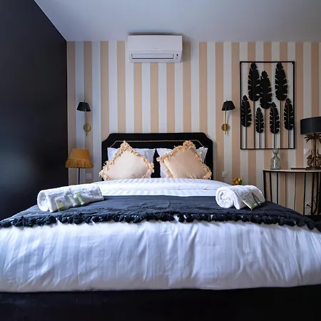 Monsieur Montmartre - Moulin Rouge Apartament *