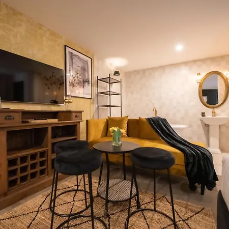 Monsieur Montmartre - Moulin Rouge 公寓