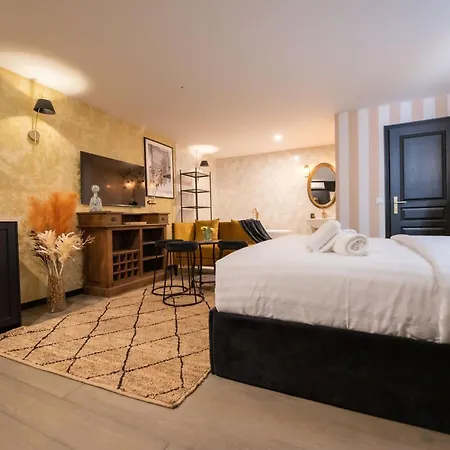 Monsieur Montmartre - Moulin Rouge 公寓 *