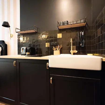 Monsieur Montmartre - Moulin Rouge 公寓 *