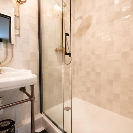 Monsieur Montmartre - Moulin Rouge 公寓